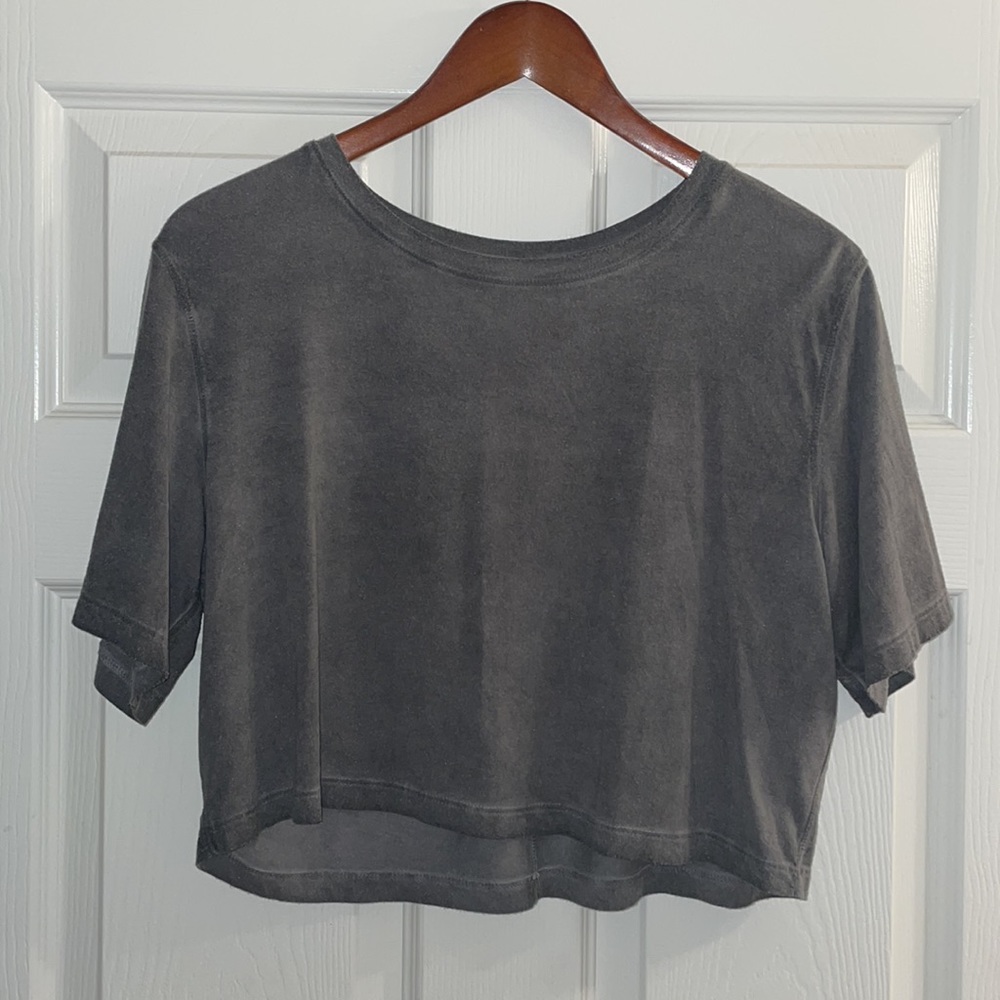 Babaton ARTIZIA Grey Top
